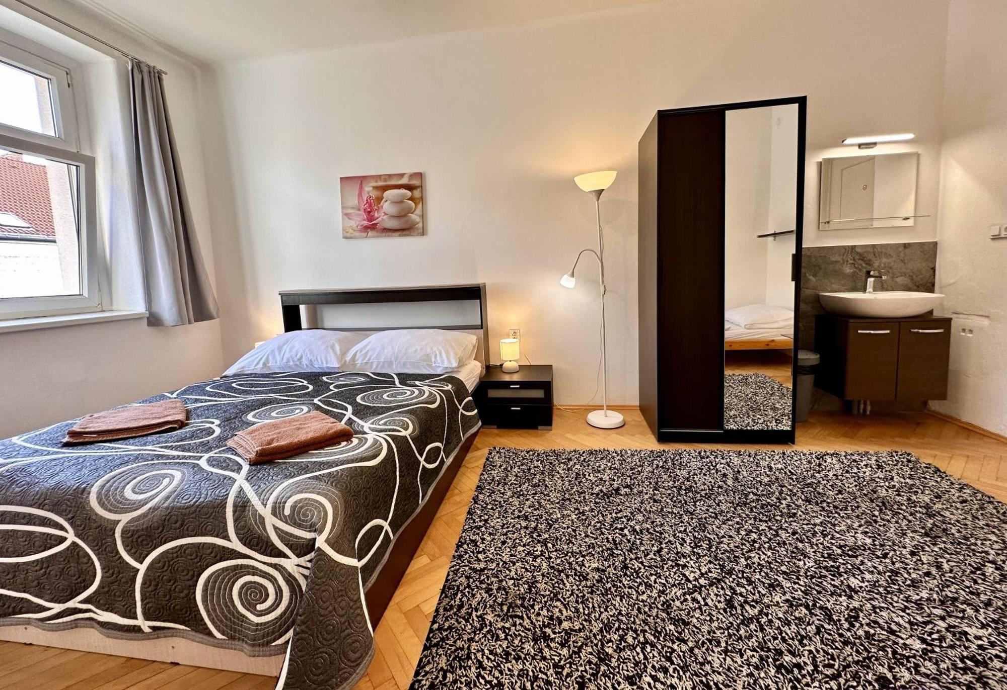 Pension Sklep 2* Prague